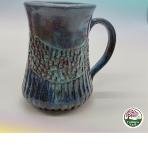 Kubek ceramiczny ręcznie wykonany 500 ml – turkusowo-grafitowy z dekoracyjną fakturą