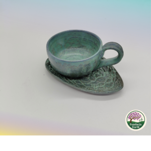 Filiżanka ceramiczna z talerzykiem w kształcie kropli 200 ml – ręcznie wykonany komplet