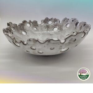 Ażurowa misa ceramiczna – ręcznie wykonana