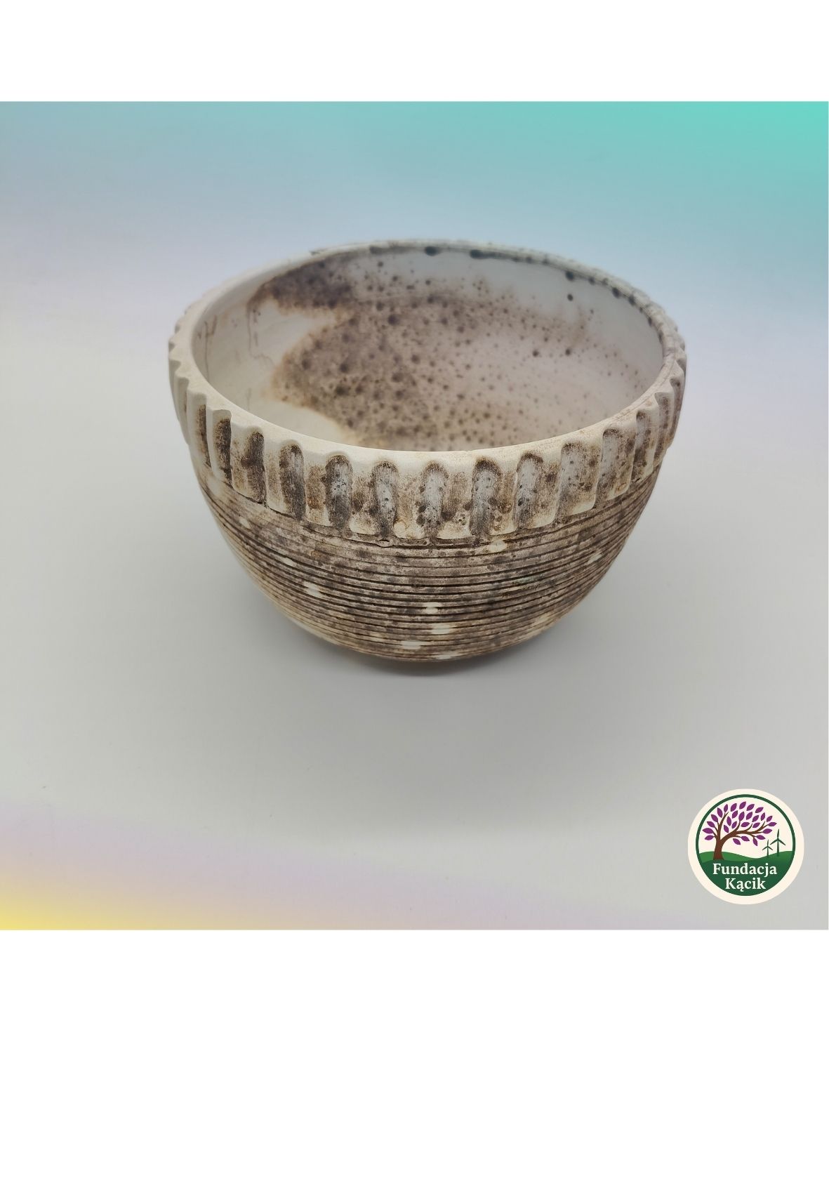 Doniczka ceramiczna RAUGO – ręcznie toczona na kole garncarskim - obrazek 3